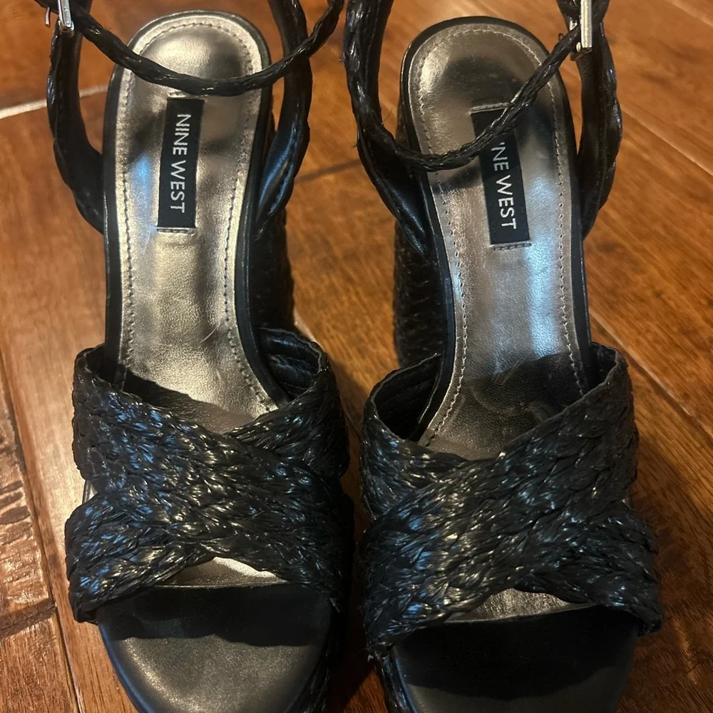 Nine West Hadyn Platform Sandal